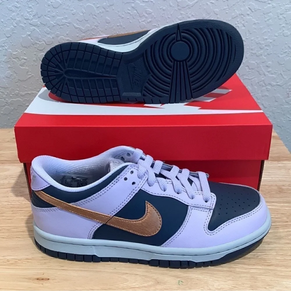NIKE DUNK LOW SE GS SNEAKERS - Picture 11 of 12